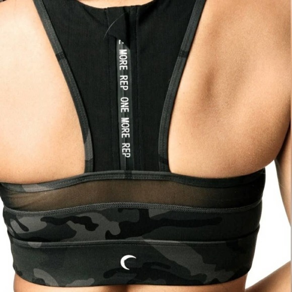 Zyia Active All Star High Neck Sports Bra S Forest Green Camo - Picture 2 of 8